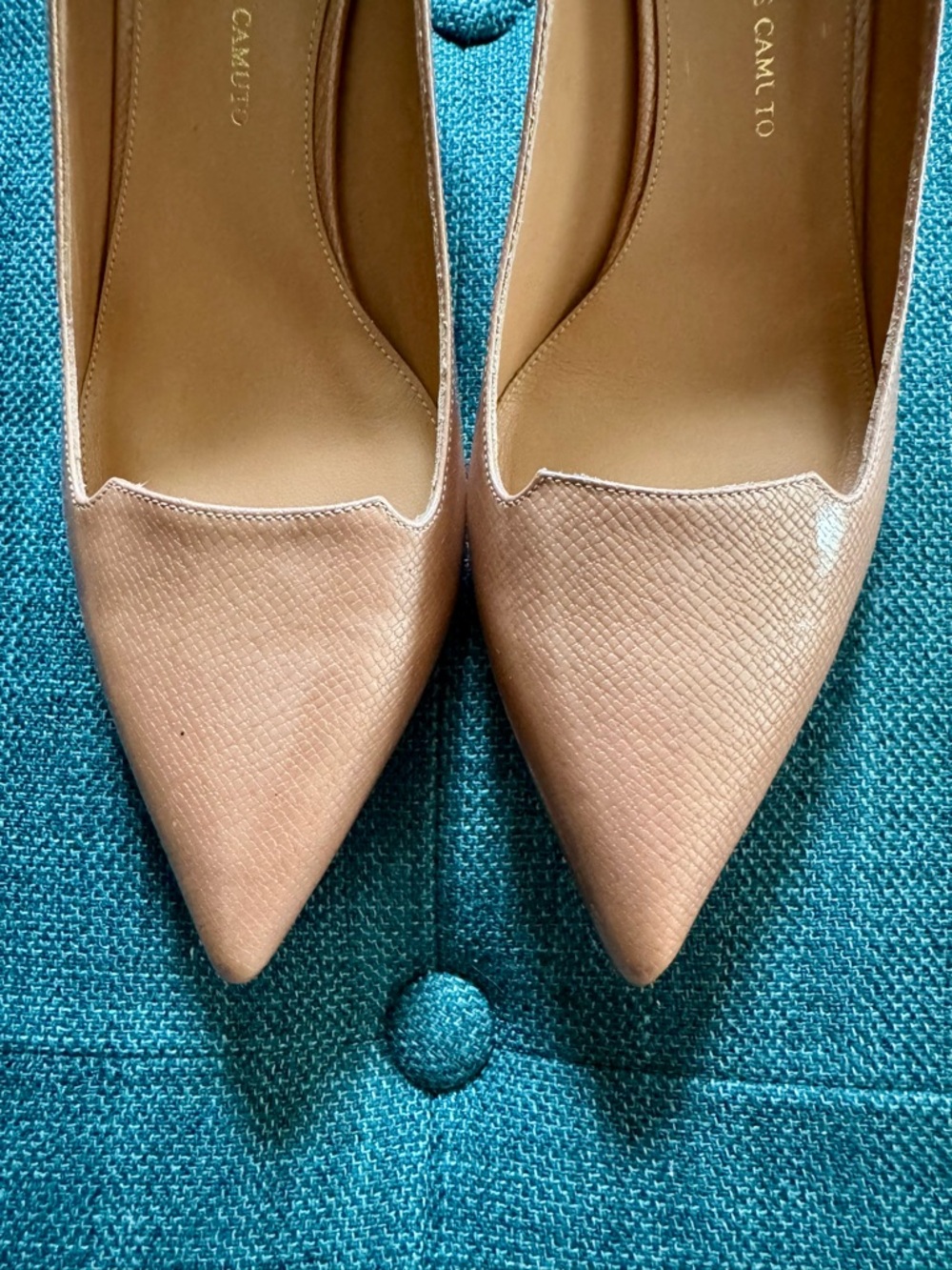 ✨ Vince Camuto Blush Nude Patent Leather Pointed Pumps. Classic, Made in Italy - Picture 5 of 6
